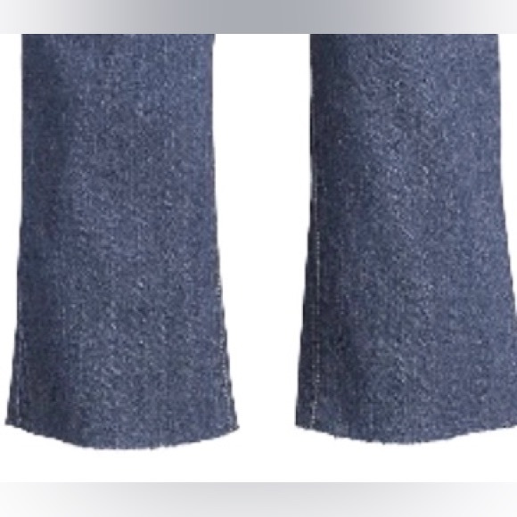 Time and Tru Women's Straight Crop Jeans - Raw Edge Bottoms - Picture 6 of 6